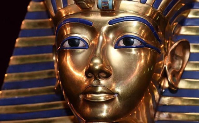 Sốc: Bảo vật của pharaoh 3.300 tuổi là sản phẩm ngoài hành tinh Sốc: Bảo vật của pharaoh 3.300 tuổi là sản phẩm ngoài hành tinh